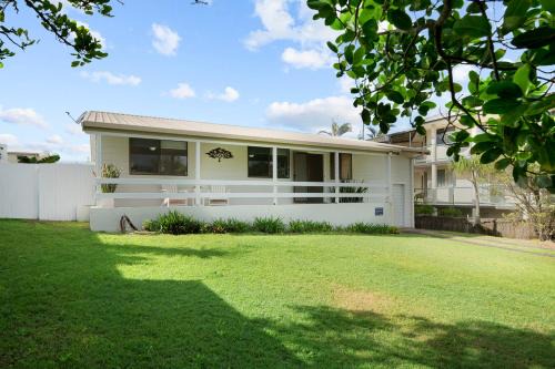 East Ballina House | Bailey's Beach House