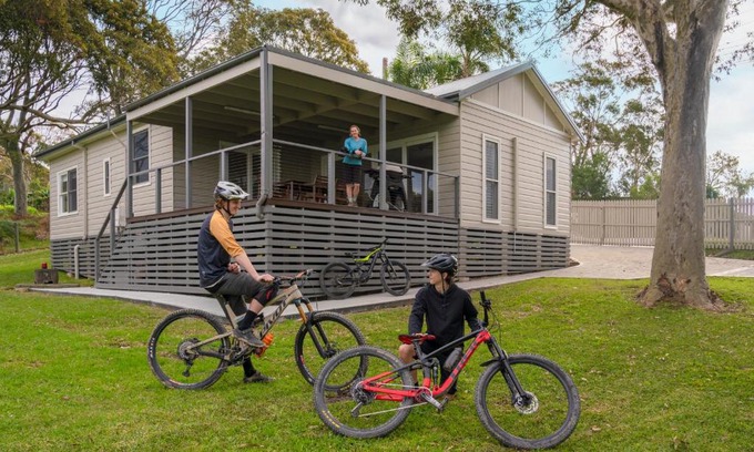 Merewether House | Baileys Cottage
