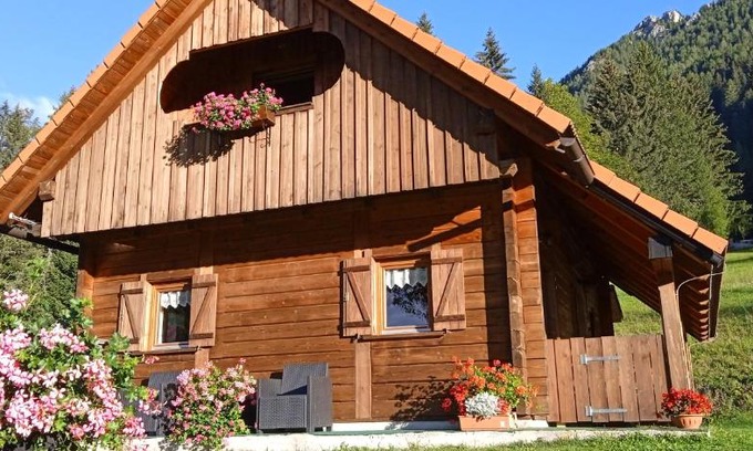 Malborghetto Valbruna Ski Chalet | BAITA CIUET