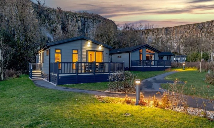 Newton Grange Ski Chalet | Bakewell Premier Lodge