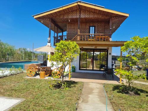 San Juan House | Balai Elmienna - solar powered farm house with pool