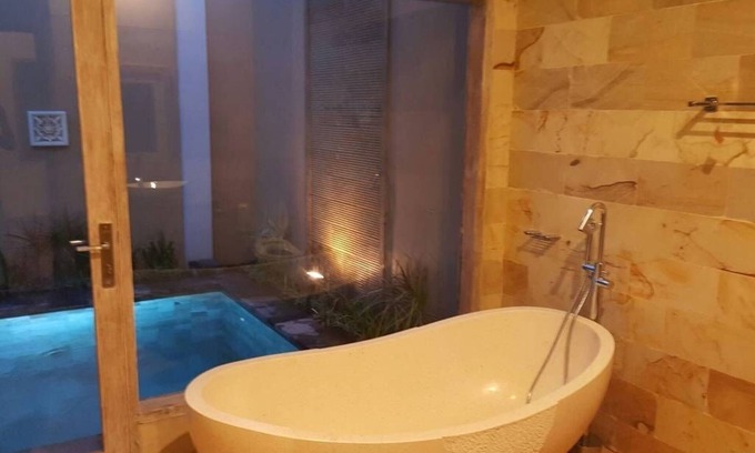 Jimbaran Villa | BalanganHouse2 Bedrooms Balangan beach