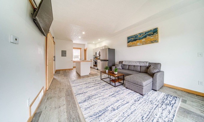 Erie Condo | Balcony+ Golf Course View: Quiet Erie Getaway