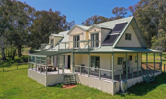 Bonnie Doon House | Balewood House - Unique country getaway