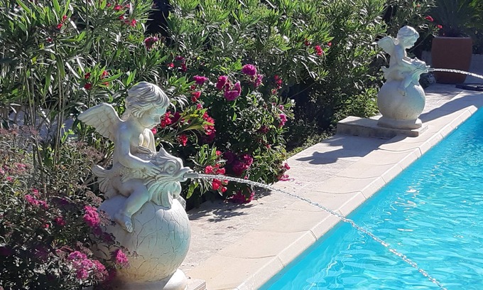 Belcodene Bed & Breakfast | Bali Bed and Breakfast - VILLA LA LICORNE Swimming pool, Spa, Tennis, Golf 11km