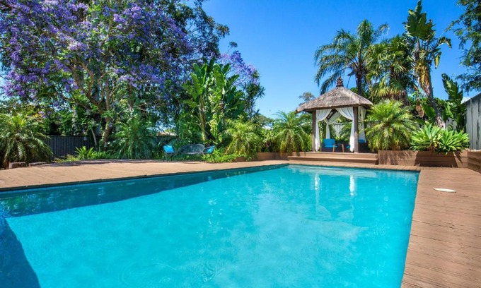 Nowra House | Bali Huts