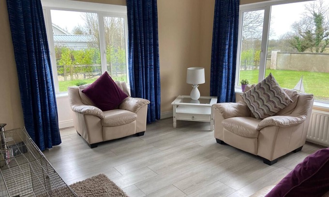 Cahore Ski Chalet | Ballygarrett Holiday Home
