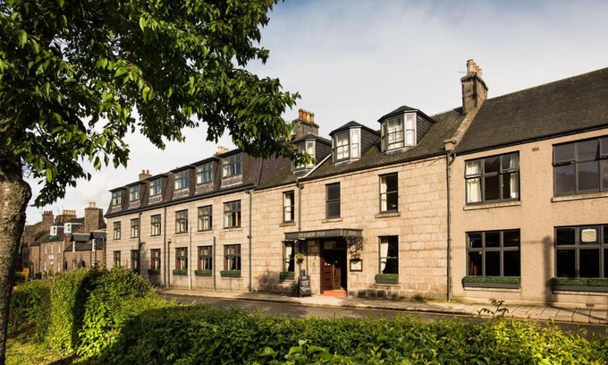Ballater Hotel | Balmoral Arms