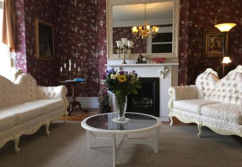 Downtown St. John's Bed & Breakfast | Balmoral House Bed & Breakfast
