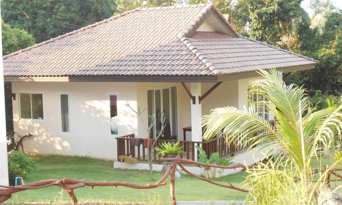 Haad Pleayleam House | Ban Sabai Massage - Koh Phangan