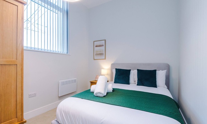 Hillsborough Apartment | Bank House Apartments by Staycay | BRAND NEW!