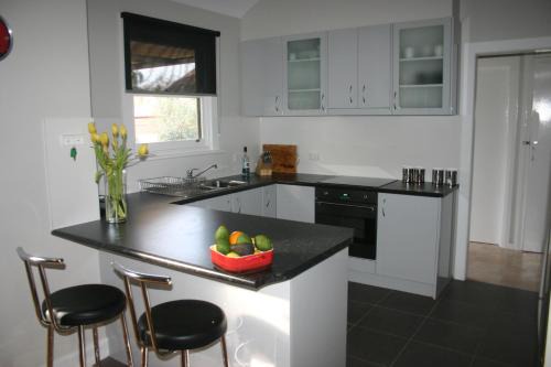 North Albury House | Banksia Cottage