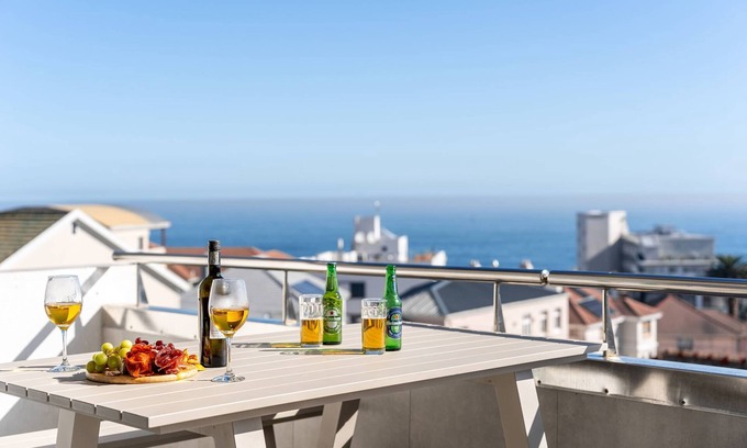 Fresnaye Apartment | Bantry Bay Pearl - Luxury Apt with Ocean Views