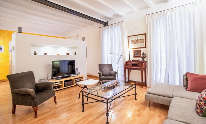El Born Apartment | BARCELONA LUXURY * FABULOUS LOCATION* CITY CENTRE - GREAT REVIEWS