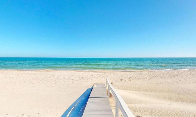 St. George Island House | Barefoot Bungalow