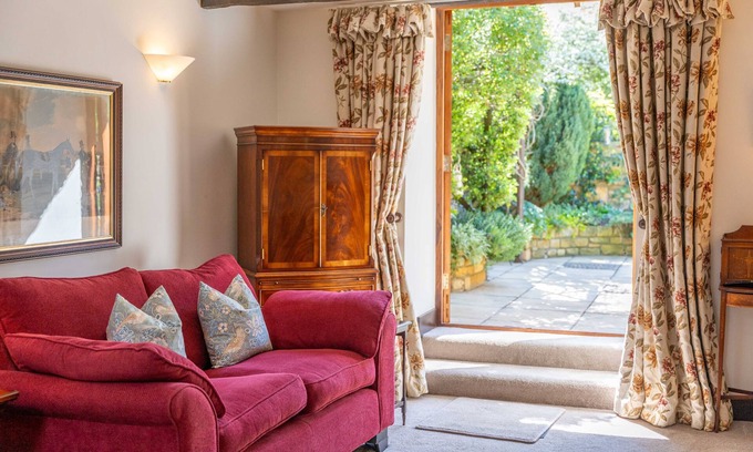 Broadway Cottage | Barn Cottage, The perfect retreat near the centre of Broadway