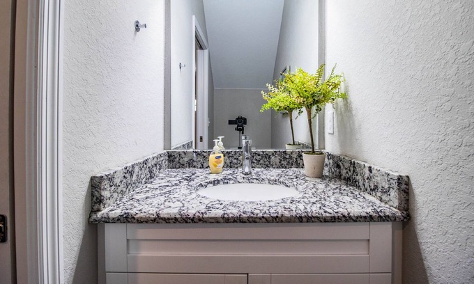 Bartow Condo | Bartow Experience