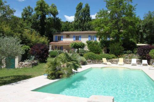 Cotignac Villa | bastide derroc