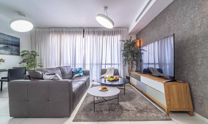 Haifa Apartment | Bat Galim Sea View Balcony by Sea N Rent