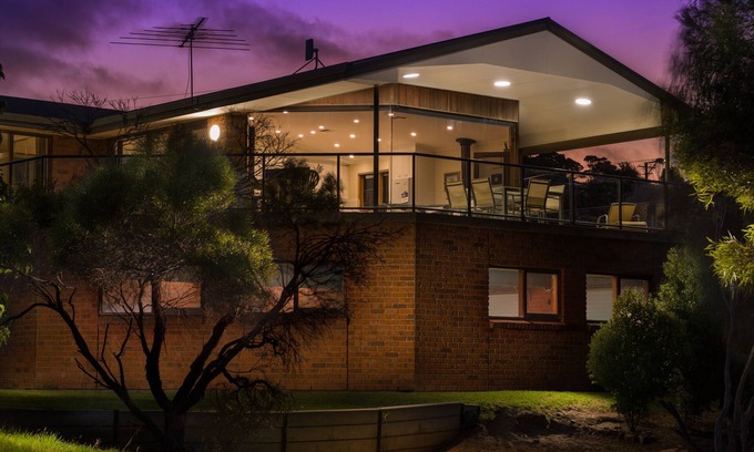 Penneshaw House | Baudin House