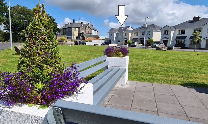 Spiddal House | Bay Area House is a perfect base to tour Connemara