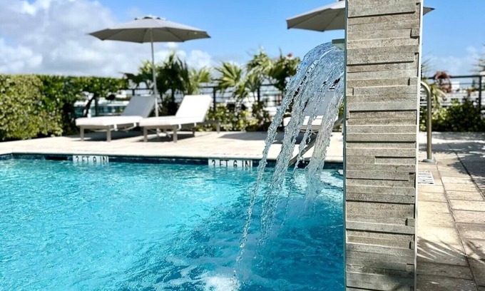 Bay Harbor Islands Apartment | Bay Breeze Premium Apartments By Eskape Collection