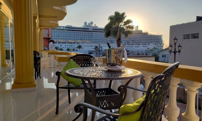 Oranjestad Apartment | Bay Harbor Luxury 1 Bedroom Apartments