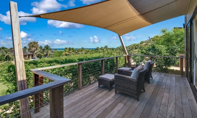 North Sound Villa | Bay Suite by Fantasia Villas