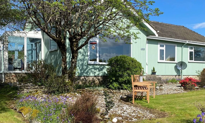 Lochgilphead House | Bay view, waterfront, stunning views