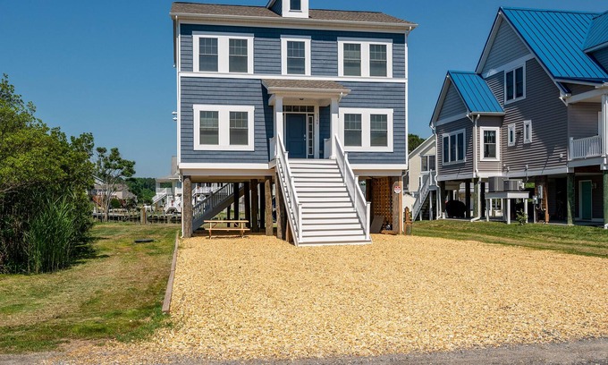 Captain's Cove House | Baydream Believer in Captain's Cove is a Water Lover's Paradise!