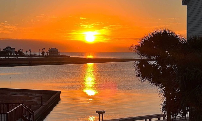 Terramar Beach House | Bayfront Galveston Vacation Rental, Decks & Views!