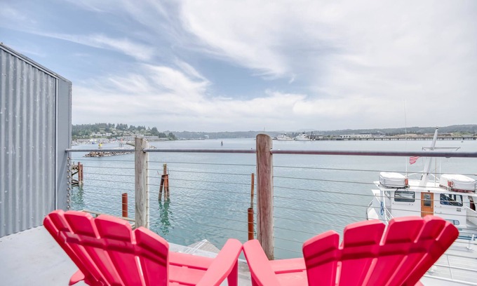 Historic Bayfront Apartment | Bayfront Studio Boasts Bay and Ocean View Spa Tub, Fireplace, and Private Deck!