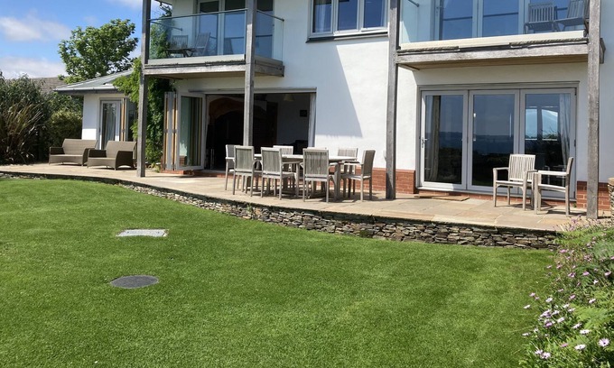 Mylor Churchtown House | BayLodgeFalmouth: Beautiful, Luxury Beachfront Holiday Home In Falmouth, England