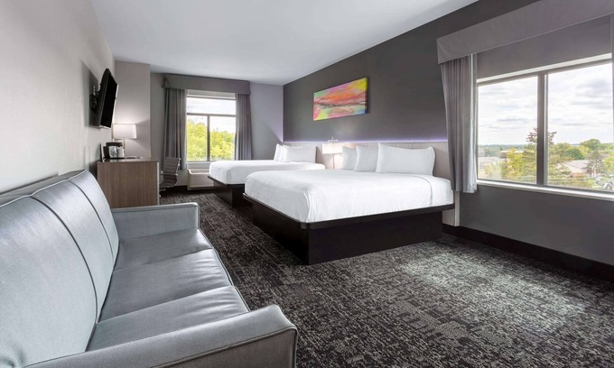 Madison Hotel | Baymont Inn & Suites by Wyndham Madison
