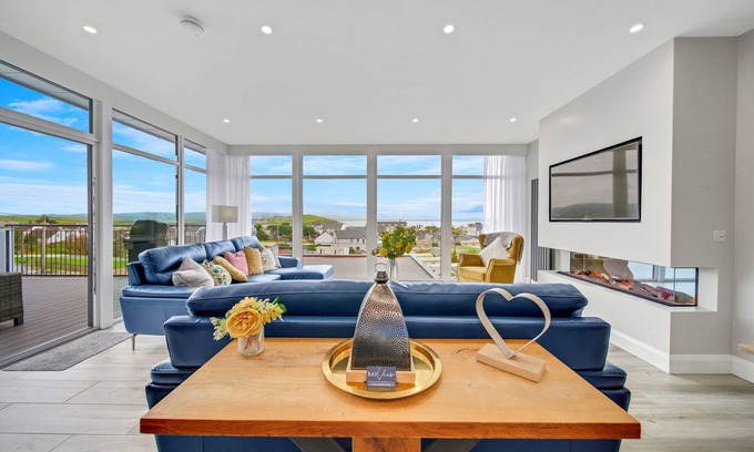 Downings Apartment | Bayview Downings - Luxury 4 Bedroom Penthouse