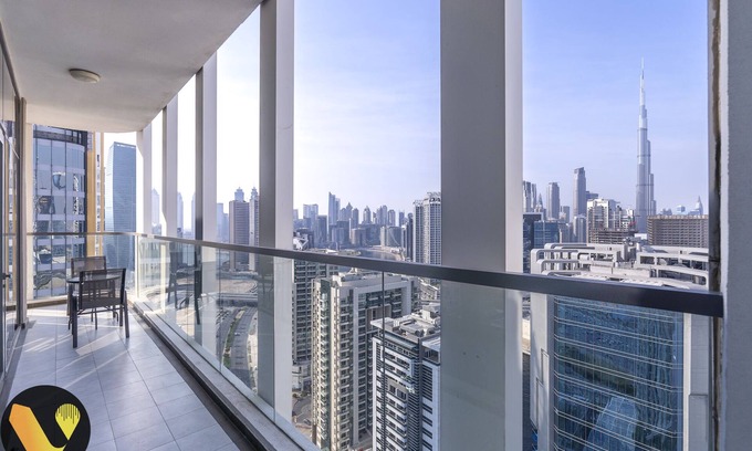 Business Bay Apartment | Bayz Burj Khalifa Views near Dubai Mall
