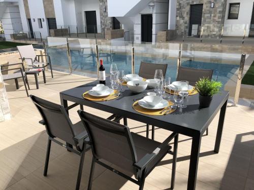 Els Arenals del Sol Apartment | Beach Avenue Residence