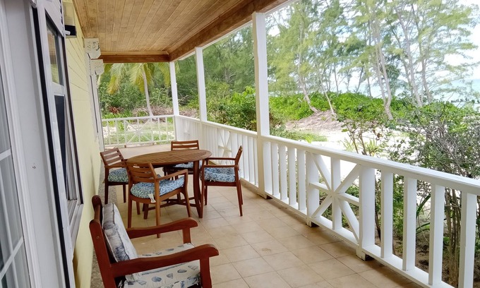 Rokers Point House | Beach Front, Calypso @ Flamingo Bay Rokers Point/Harts
