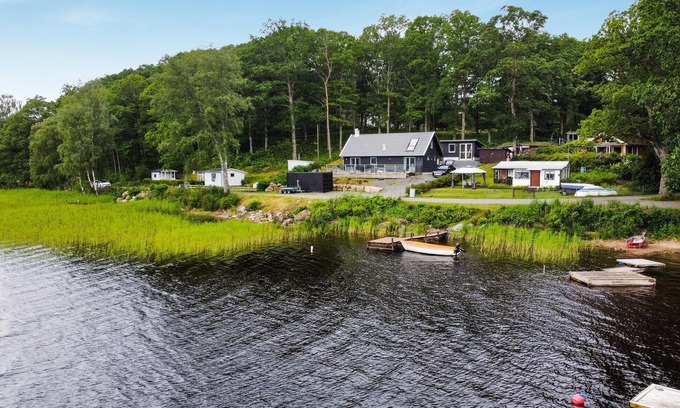 Mark Municipality House | Beach front home in örby with sauna