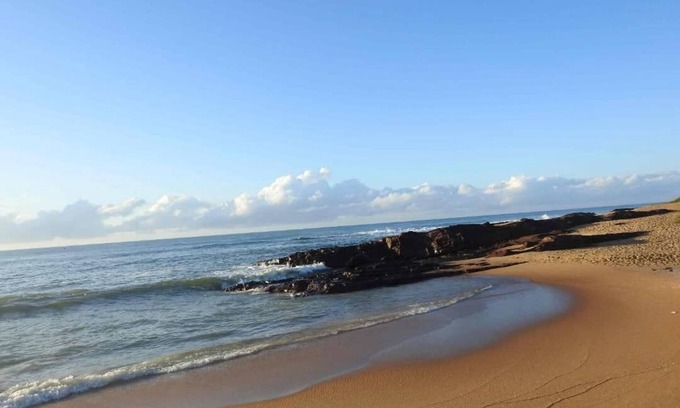 Elmina Bed & Breakfast | Beach front Relaxation