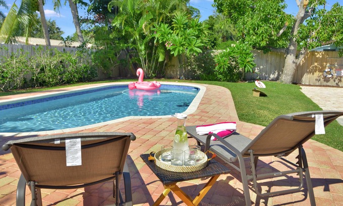 Lighthouse Point House | Beach House 51 - Large Heated Pool - 10min from Beach