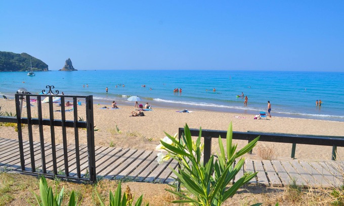Agios Gordios House | Beach house Yannis at Agios Gordios