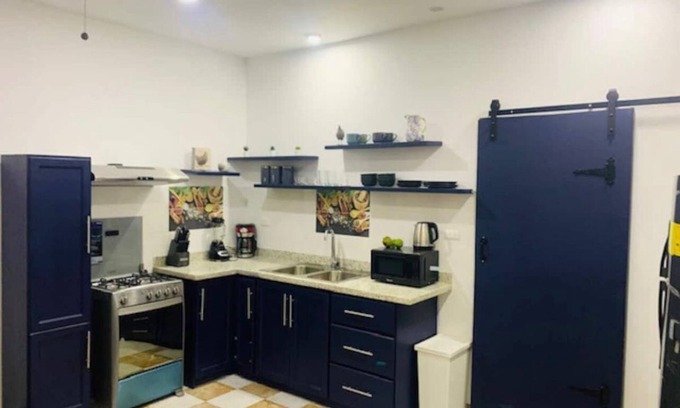 El Pueblito Apartment | Beach Luxury Apt 🏝 WiFi|AC|HotWater|SmartTv #1B