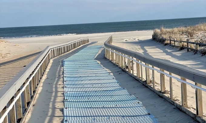 Gold Coast Condo | BeachBlockSeaEscape🌅See Beach Block Paradise VRBO# 2963230 for Reviews~Same Host