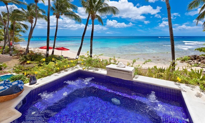 Reeds Bay Apartment | Beachfront 1-Bed with Plunge Pool - Reeds House 10
