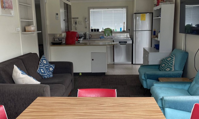 Urenui House | Beachfront 3 Bedroom Bach