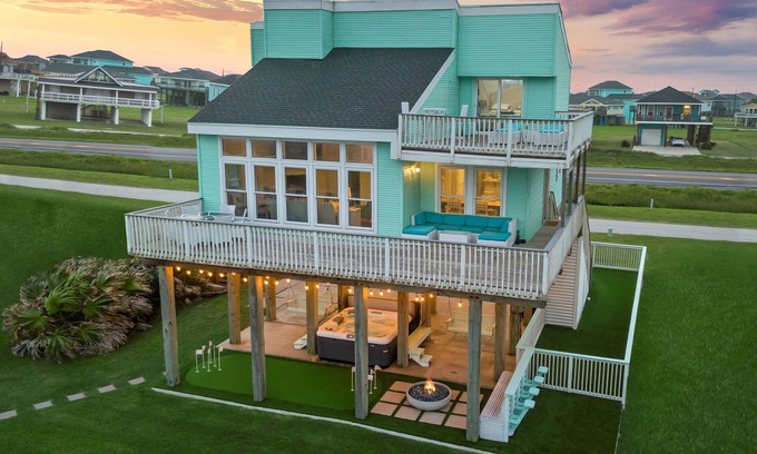 Terramar Beach House | Beachfront + Hot Tub | Fireplace | Putt-Putt | Pet
