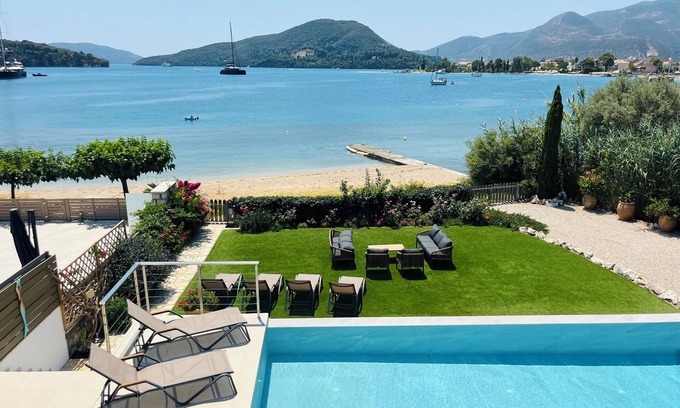 Perigiali Villa | BEACHFRONT Luxury Villa - Private Swimming Pool, Garden & Direct Beach Access