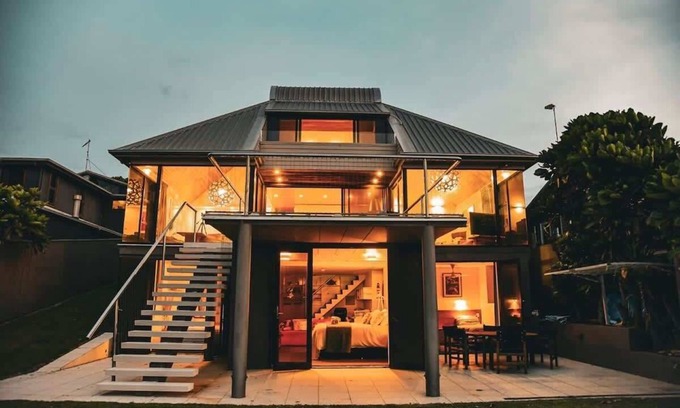Oakura House | Beachfront Oakura - steps from stunning beach