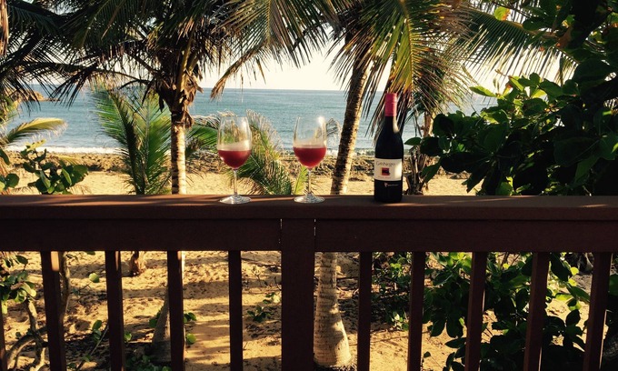 Tierras Nuevas Saliente Apartment | Beachfront Paradise With Breathtaking Ocean Views!Private access to Beach. Wifi